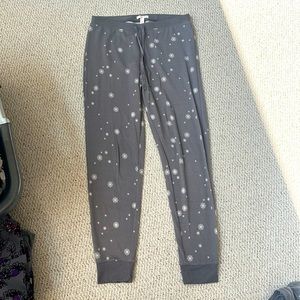 Women’s lounge wear/pajamas